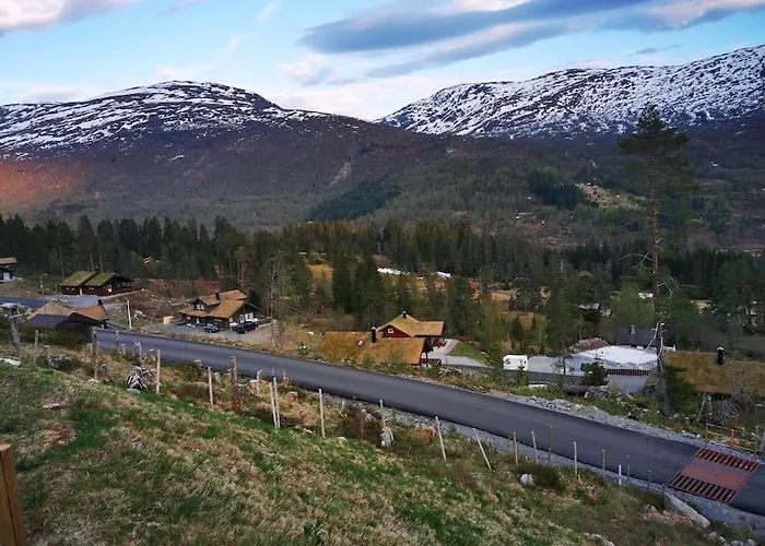 In Beautiful Surroundings At Harpefossen بيت للعطل