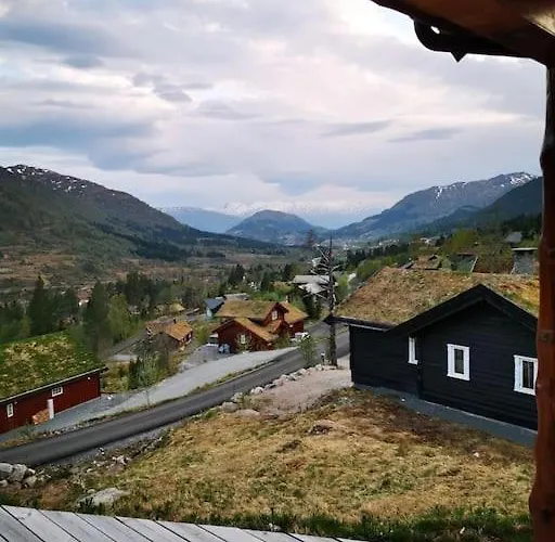 Hébergement de vacances In Beautiful Surroundings At Harpefossen Nordfjordeid